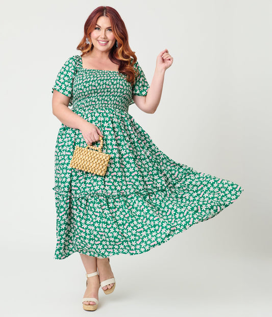 Barbie™ x Unique Vintage Plus Size Green Ditzy Daisy Smocked Midi Dress