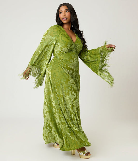 Smak Parlour Plus Size Chartreuse Velvet Burnout Fringe Sleeve Stevie Maxi Dress