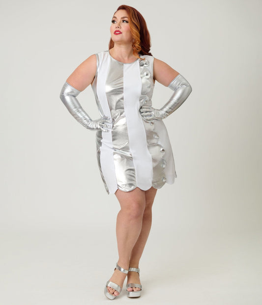 Smak Parlour Plus Size Silver & White Scallop Mini Dress
